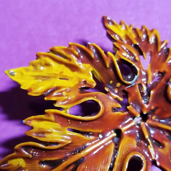 Relisted -Vintage fall leaf brooch pin orange yellow brown tree nature fairycore - Picture 7 of 11